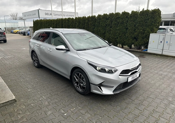 Kia Ceed cena 137700 przebieg: 6, rok produkcji 2024 z Jędrzejów małe 562